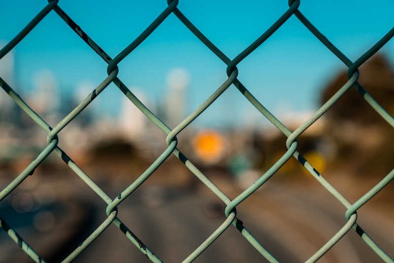 chain link fence installation em Chelmsford Massachusetts - MG Digital